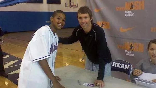 色的表现再 色的表现再